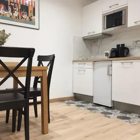 Апартаменты Familial Au Coeur Du Marais