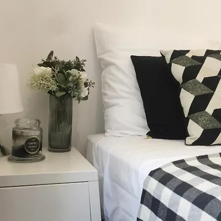 Familial Au Coeur Du Marais Апартаменты *