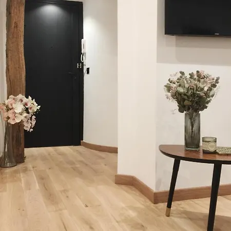 Familial Au Coeur Du Marais Апартаменты Париж